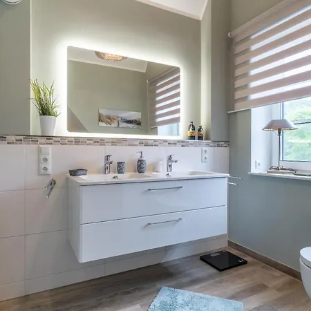 Summer Diek Reetdachhaus Summerdiek 11 Dom wakacyjny *